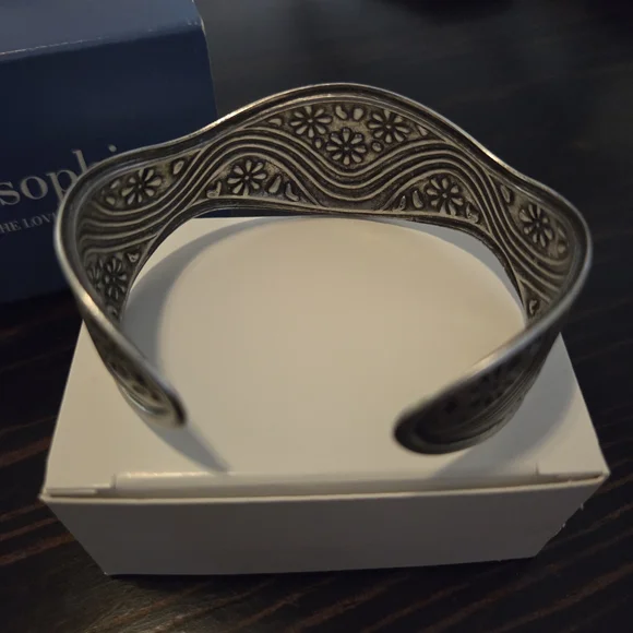 Lia Sophia Silver Cuff Bracelet - Picture 3 of 5